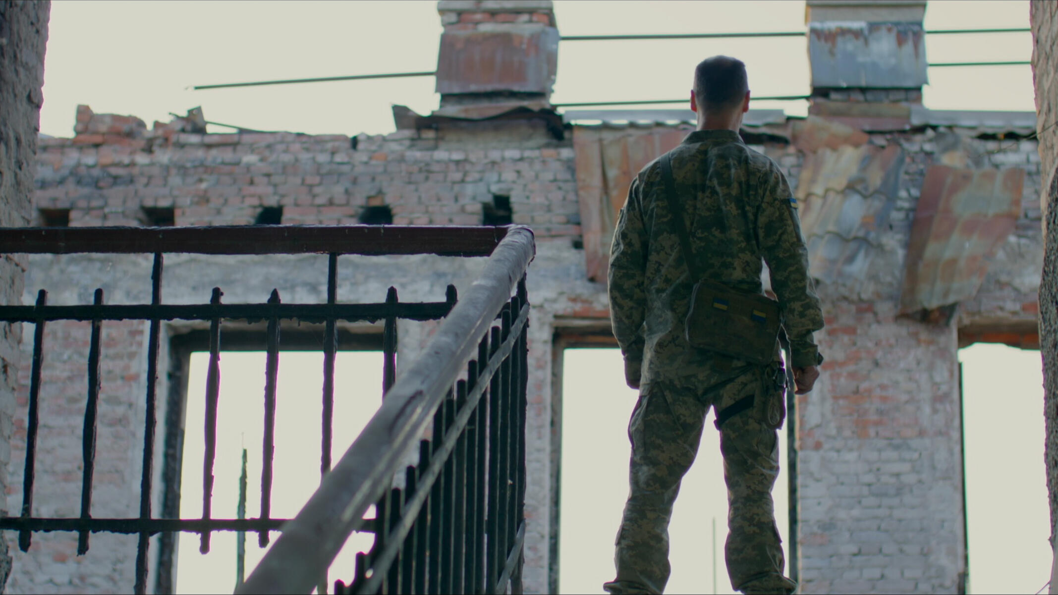 Ukraine at War 5-part short documentary series / 2024 Commissioned by the Dutch War Museum for an interactive exhibition on Russia’s full-scale invasion of Ukraine.
